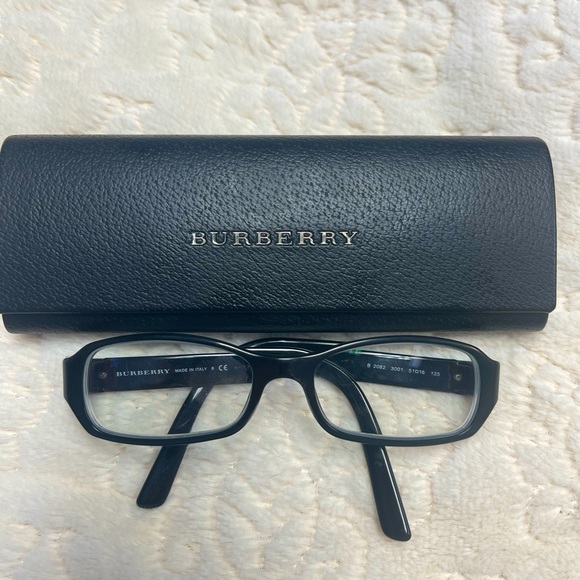 Authentic Burberry Kids eye glasses/frames and case in excellent condition - Picture 1 of 5
